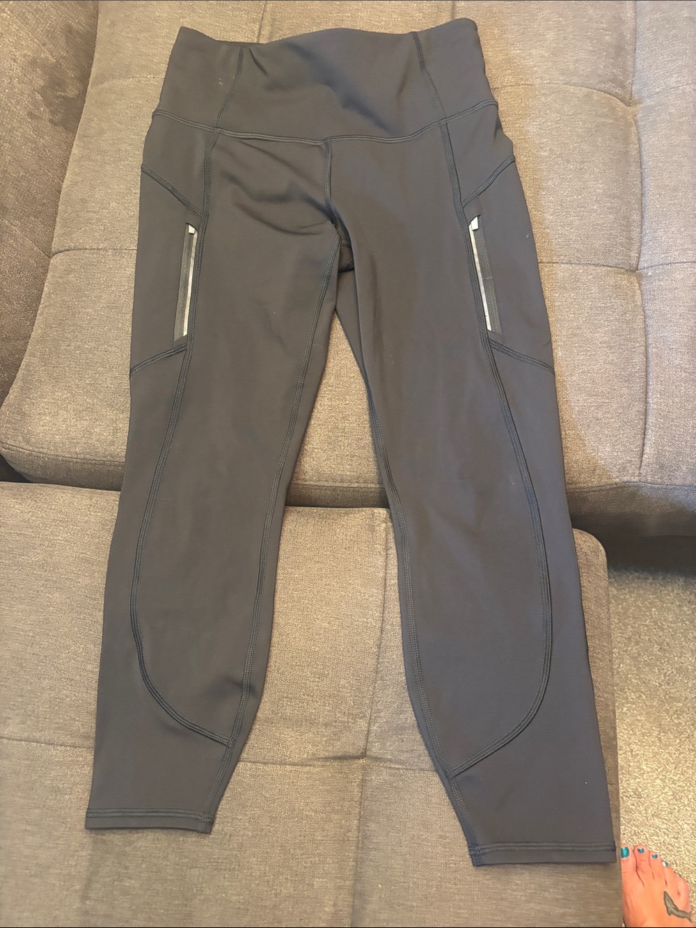 Athleta Rainier 7/8 Black High-Rise Leggings with Zip Thigh Pockets